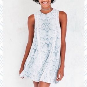 Silence + noise, urban outfitters blue snake print dress! Brand new condition!!